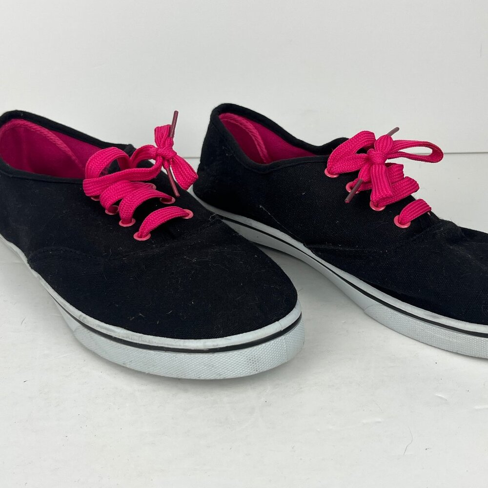 Street Society Loafers Size 9 Black Fabric Flat Heel Lace Up Roud Toe
